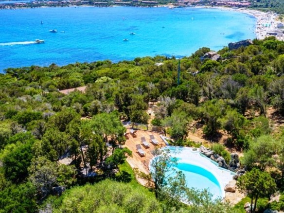 Vendesi Villa a Porto Rotondo Marinella (SS)